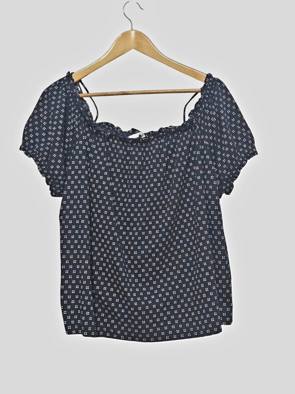 H&M Navy Blue Cold Shoulder Floral Peasant Top Size XL